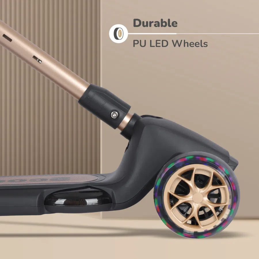 Road Runner Blaze Scooter For Kids  With PU LED Wheels And LED lights - Image 3
