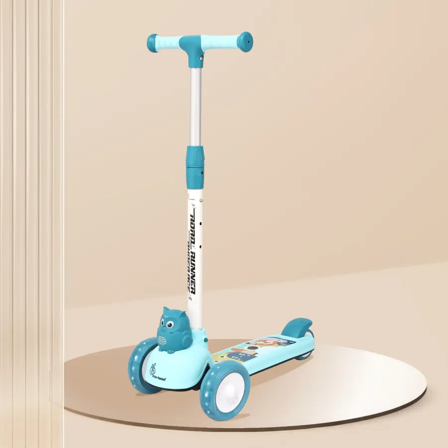 Road Runner Ryder Ace Kids Scooter with PU LED wheels & Multi-Level Height Adjustment - Image 9